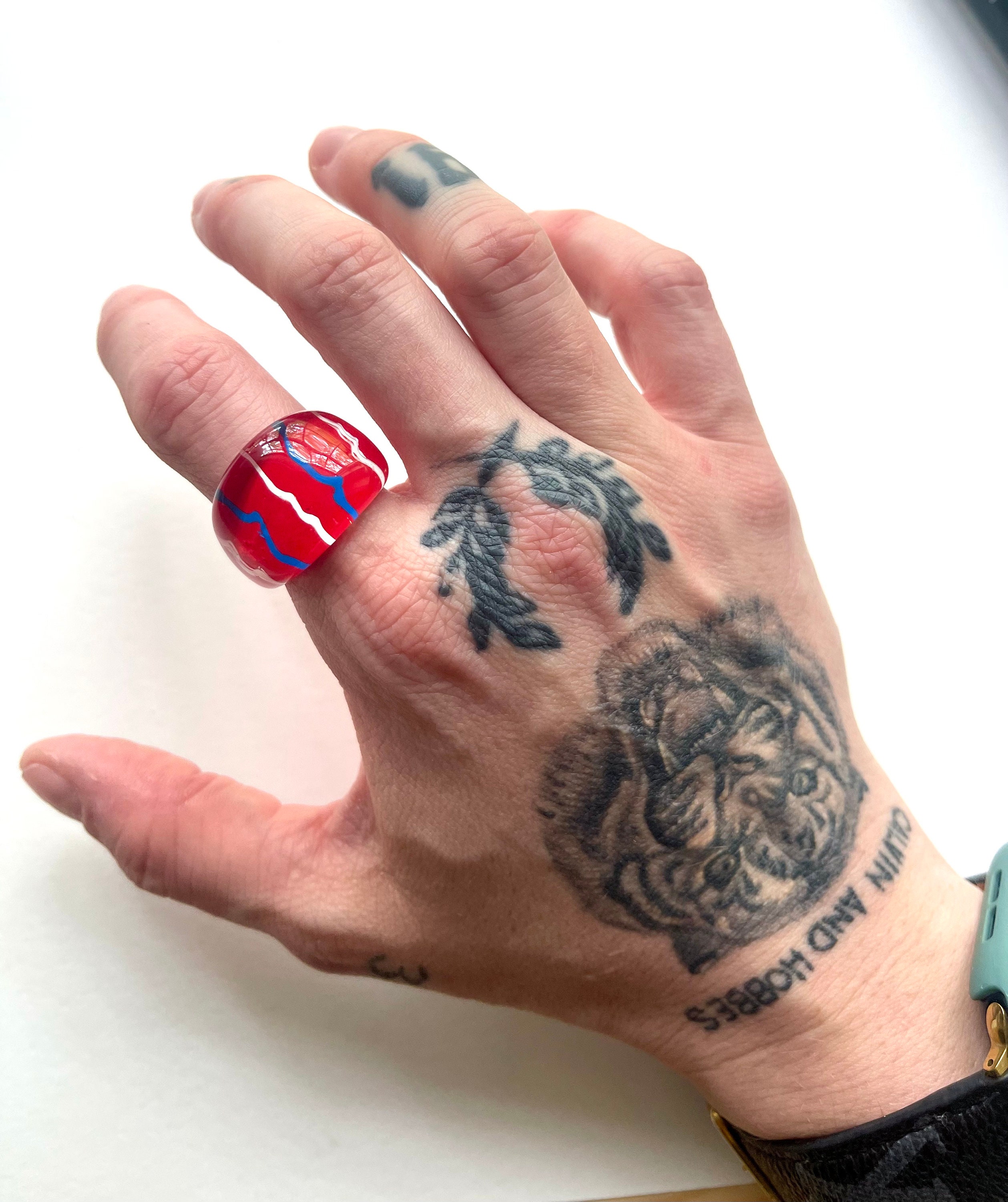 Vintage Lucite Resin Retro Bright Red Statement Ring W