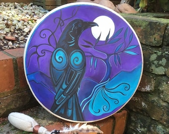 Sjamaan Drum - Raven Magic. Traditioneel handgemaakt, individueel met de hand geschilderd ontwerp.