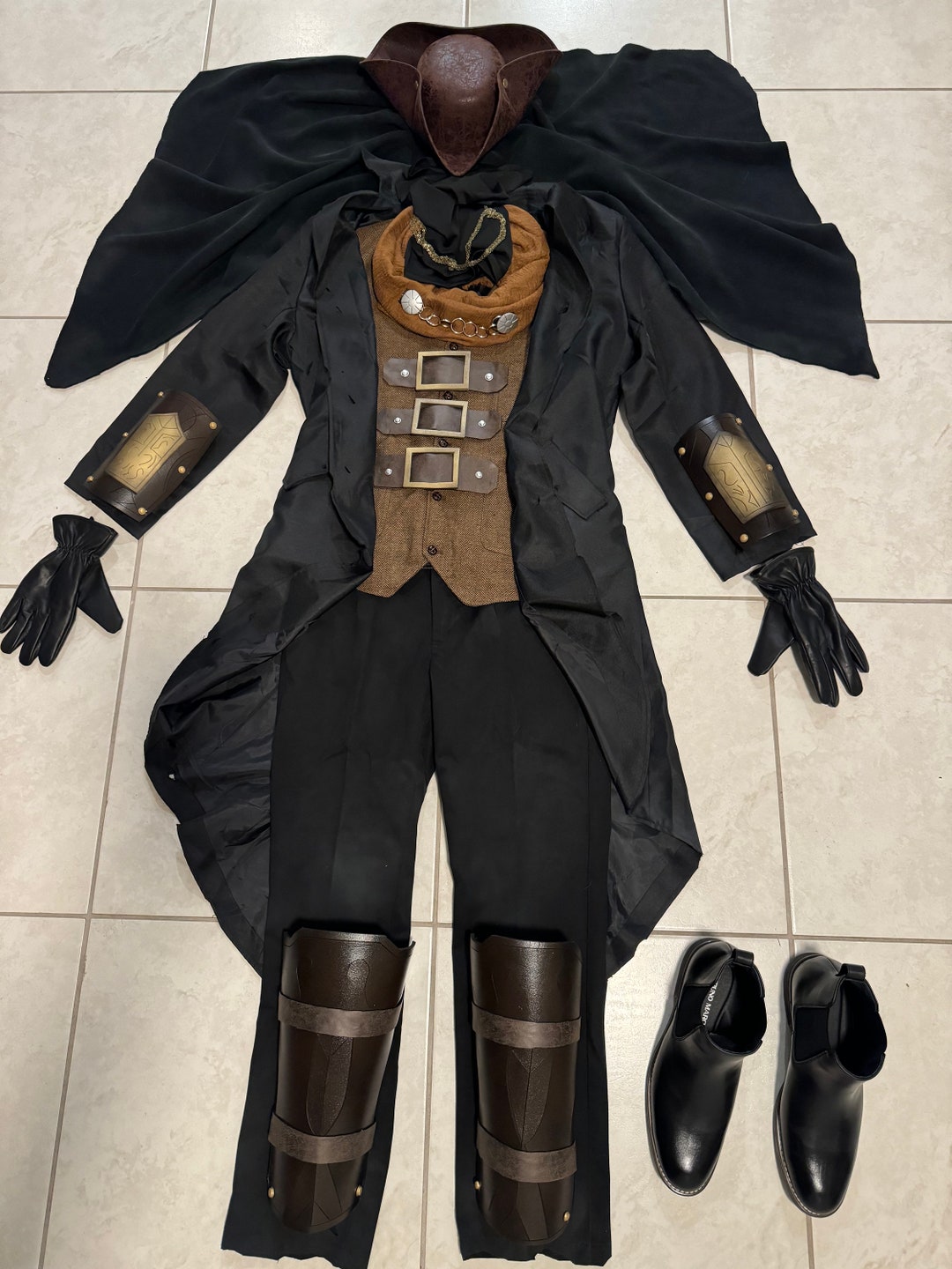 Buy Bloodborne Hunter Costume Online in India