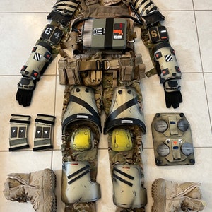 Titanfall Pulse Armor (Custom Colors)