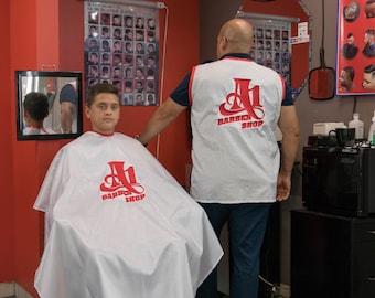 Maßgeschneiderte Barber Kittel ärmellos! Deine Marke. Dein Stil. Bestickung geht gegen Aufpreis.