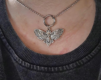 Moth O Ring Collar. Bug insect necklace. Gothic punk Choker. Discreet Day Collar. Dainty. Alternative. Grunge.