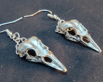 Bird Skull Earrings. Skull earrings. Raven skull earrings. Raven eaerings. Crow. Gothic. Punk earrings. Grunge. Alternative. Hypoallergenic