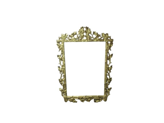 Elegant Mirror Frame with Beautiful Leaves Design.