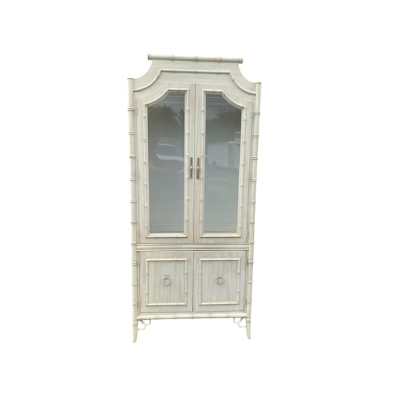 Thomasville Allegro  Fretwork Faux Bamboo China Cabinet Hollywood Regency Chippendale
