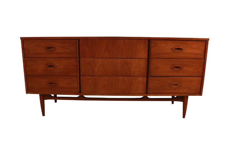 Mid Century Modern Walnut 9 Drawer Dresser By Dixie Shipping Etsy