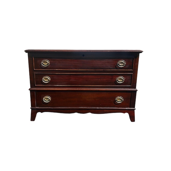 Lane Single Drawer Mahogany Cedar Lined Blanket Chest Hepplewhite