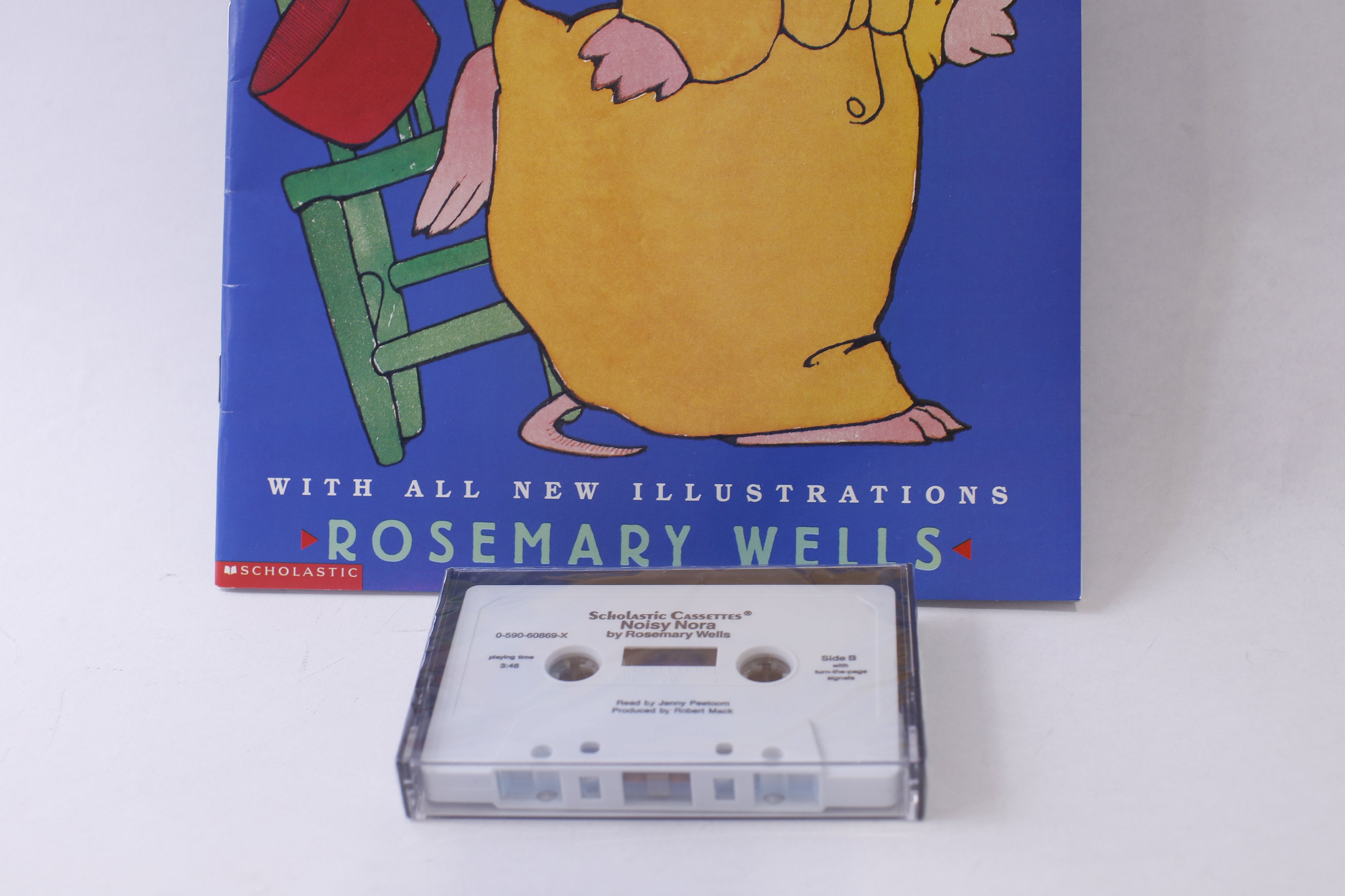 NORAs ちっちゃい子 ノラズ Noisy Nora, Rosemary Wells, Picture Book With Audio Cassette