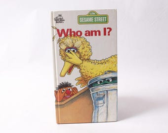 Sesame Street Who am I Children's 1978 Golden Sturdy Book ~ 260402-WH 1063