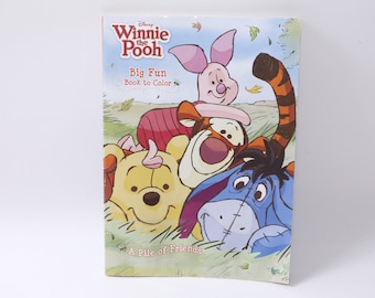ディズニー、くまのプーさん、塗り絵を楽しむビッグブック、たくさんの