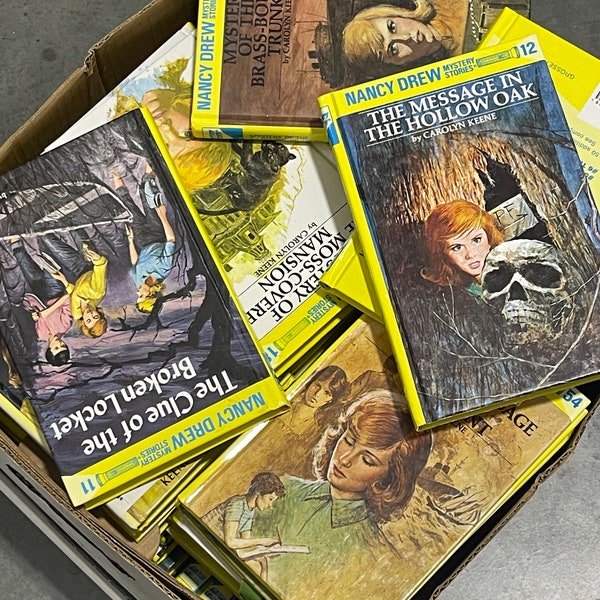 PICK Your Own #1 - Livres vintage Turtleback NANCY DREW, Grossett et Dunlap, versions des années 1980 - M-15-06