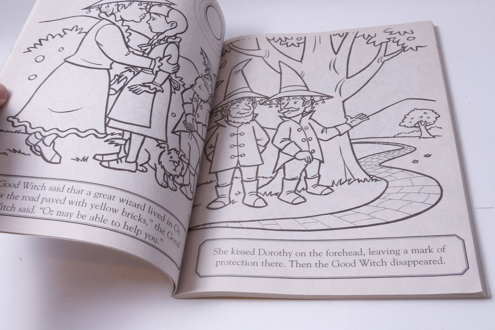 The Wizard of Oz, Giant Coloring Book, Treasury of Illustrated Classics ...