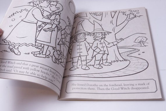 The Wizard of oz Giant Coloring Book (Treasury of Illustrated Classics)