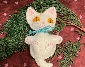 Felt White Kitty Ornament: Embroidered Cat Christmas Decor