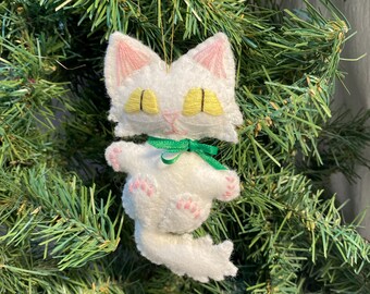 Handmade Solid White Persian Kitty Christmas Ornament: Cat Lover Gift