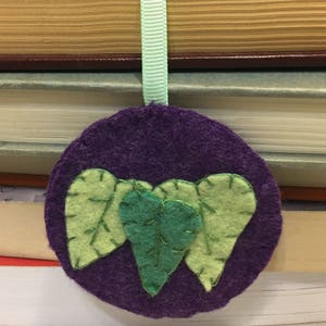 Felt Pansy Bookmark: Embroidered Flower Pagemarker, Book Lover Gift image 5