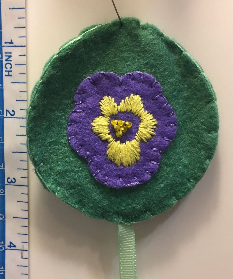 Felt Pansy Bookmark: Embroidered Flower Pagemarker, Book Lover Gift image 4