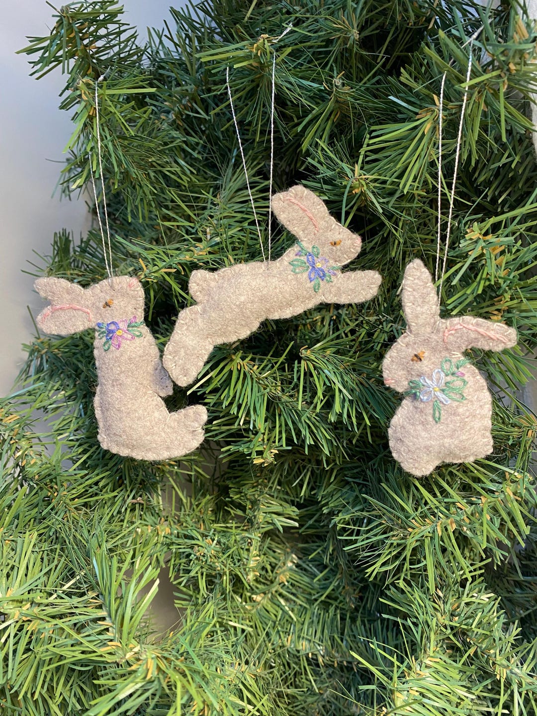 Hand Embroidered Wool Felt Bunny Ornament Set: Rabbit Decor - Etsy