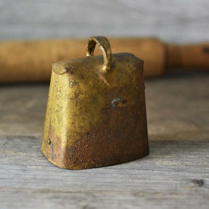 Antique hammered bell, unique sheep bell, cottage garden decoration, animal brass bronze bell, forged bell, country house decoration