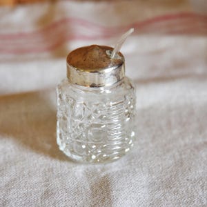 Antique crystal glass jar with silver-plated metal lid, vintage spice jar, salt pot, cruet, spice container, shabby country kitchen