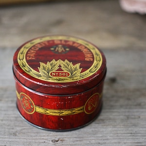 Antique Swedish tin can, coffee can, favorite can, tea can, ancient can, brocante, vintage, shabby, rustic