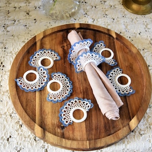 Set: 8 napkin rings made of crocheted lace from Sweden, handmade lace napkin holder, gift, country house, romantic tableware