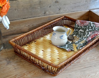 Handmade rectangular wicker tray with woven base, desk organizer, natural willow tray, 70s Boho Scandinavian style, storage