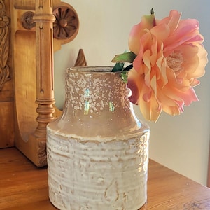 Vintage hand-thrown beige vase, Scandinavian style vase, ceramic vase, Danish ceramics, neutral vase ceramic, flower vase, summer flowers