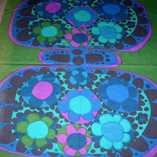 Vintage 60s 70s cotton Swedish Boras stylised daisy flower Mykero design by Saini Salonen rich blues purple greens etc 46" X 45"