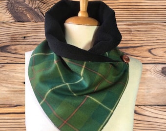 Scottish green tartan scarf, pure Wool Tartan cowl, green plaid Scarf, fleece lined Snood, Neck warmer, Tartan Neck gaiter.