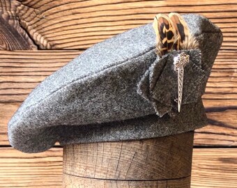 Pure wool tweed grey Beret, Tam 0' Shanter, Balmoral Highlander Tam, Men's Scottish Tam, Scottish Bonnet. Military beret.