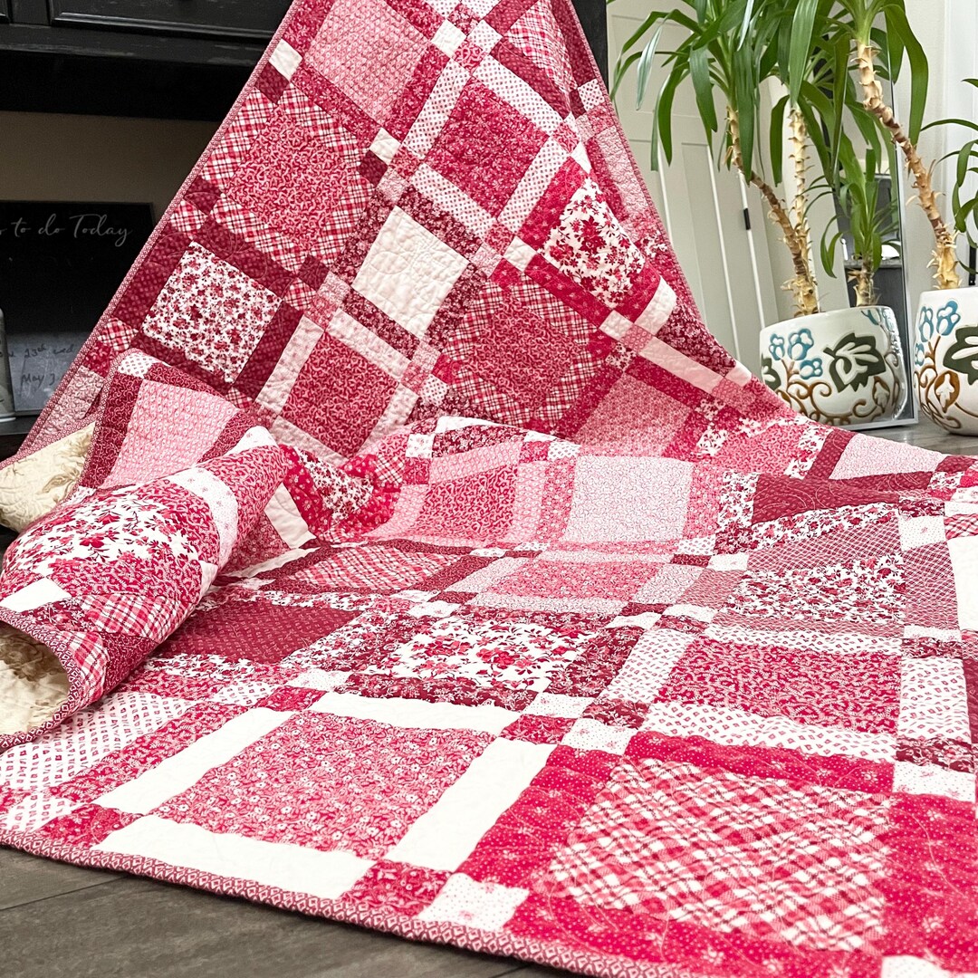 Patchwork Quilt/ Red and White Patchwork Quilt/73x57 Inches - Etsy
