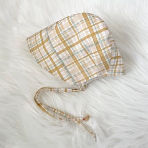 Baby Bonnet/Gender Neutral Baby Bonnet