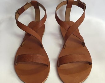 Sandals in leather