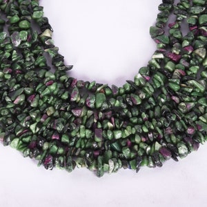 Ruby Zoisite Polaco Sin Cortar Chips Cuentas, 88 CM de largo De cuerda, Joyería Haciendo Polaco Sin Cortar Cuentas Para Joyería Natural Rubí Zoisita Sin Cortar