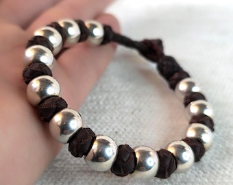 Mala bead leather bracelet for men viking bracelet.Celtic knot beaded bracelet for women braided leather bracelet for couples.gifts for men