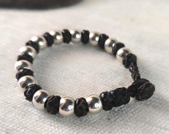 Black leather beaded bracelet for men.Celtic knot mala bracelet for women.Viking bracelet for couples braided knot leather armband.mens gift