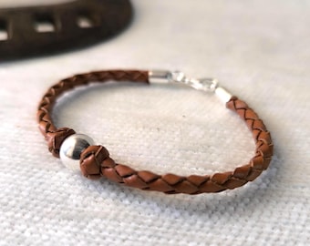 Sterling silver beaded leather bracelet for women and men.925 silver and leather mens bracelet knotted viking bracelet.Leather armband