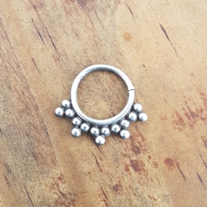 Septum plata septum piercing septum ring Indian nose ring tribal septum jewelry Silver small earring small Silver hoop flower septum dainty