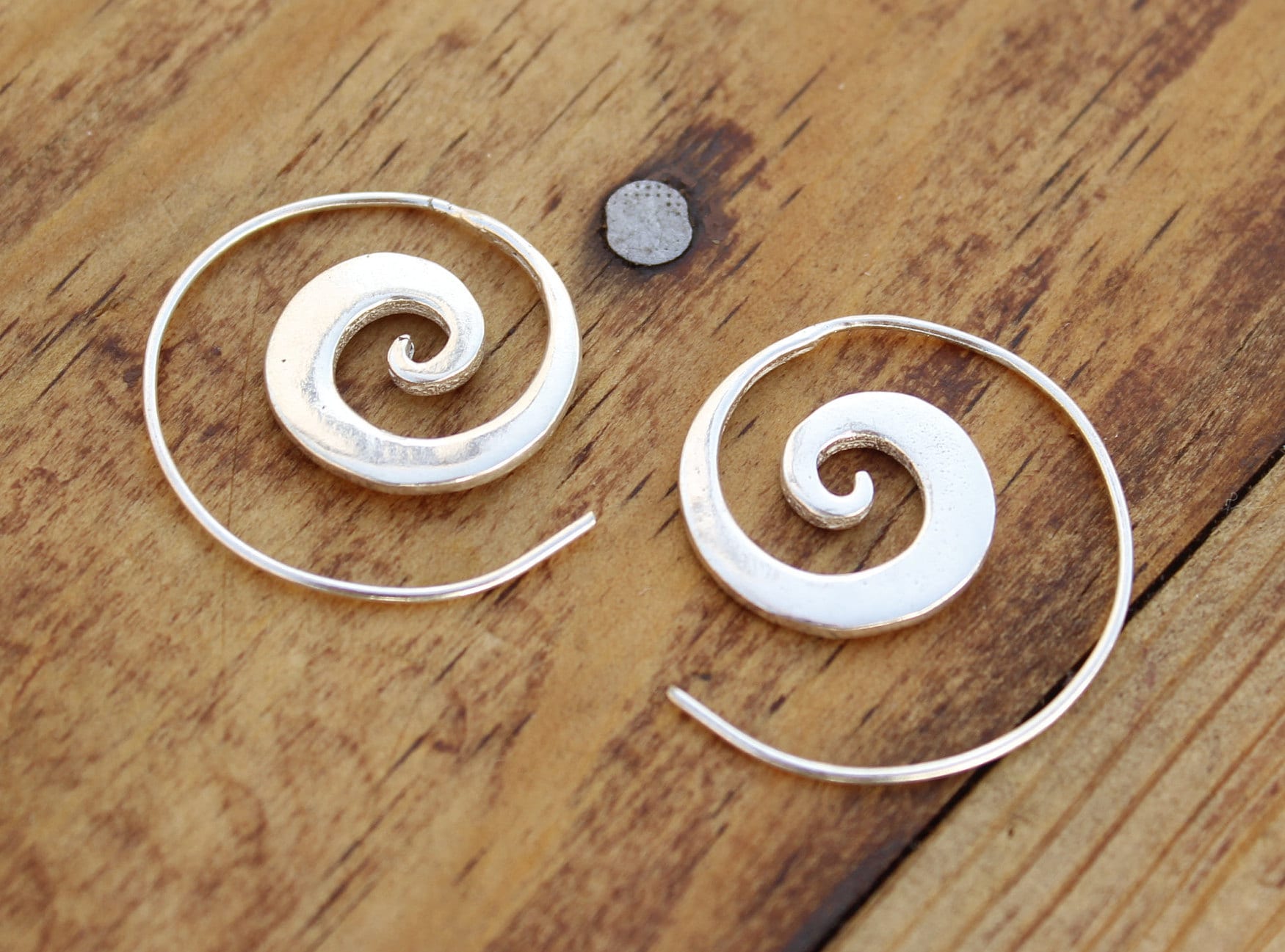 Boucles D'oreilles Spirale En Acier Inoxydable - Fermoir Papillon - Neuf Sans Emballage