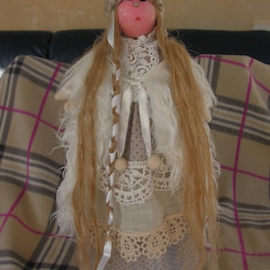 Decorating doll