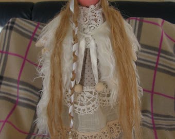 Decorating doll