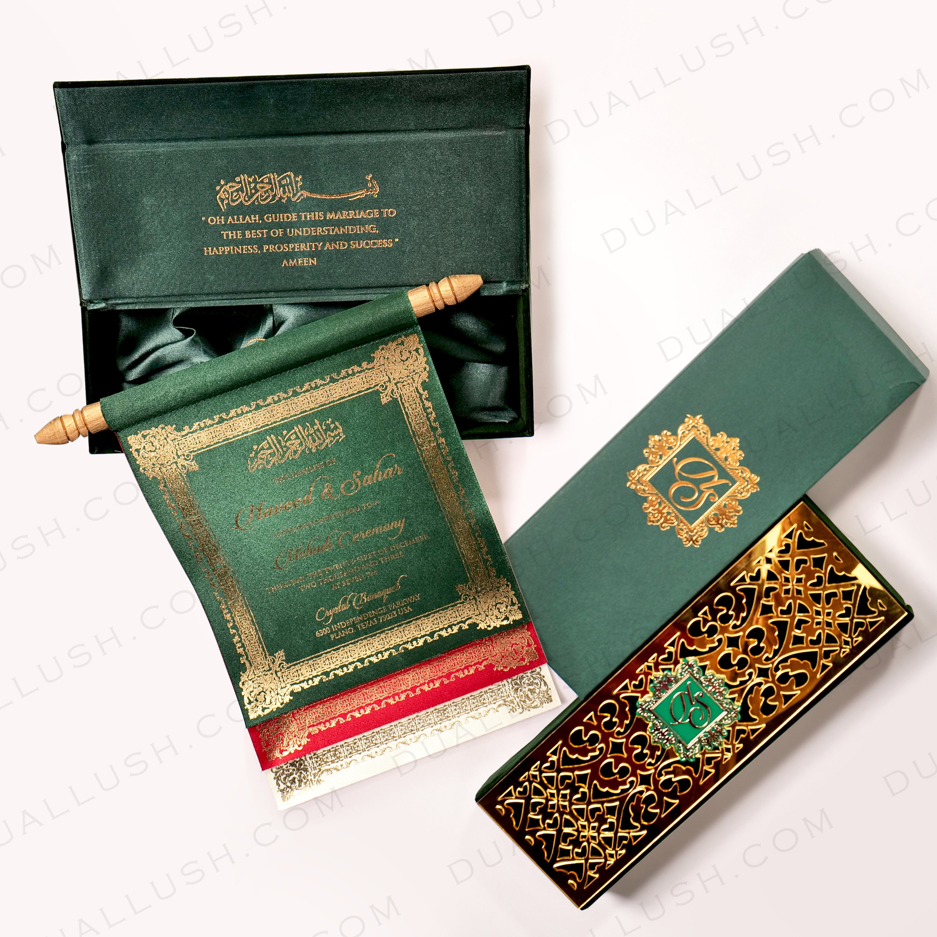 Velvet Scroll Wedding Invitation Box: Gold Mirror Laser Cut Design