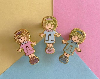 POLLY POCKET DOLL - Polly Pocket poppen harde emaille pins roze, blauw of mint