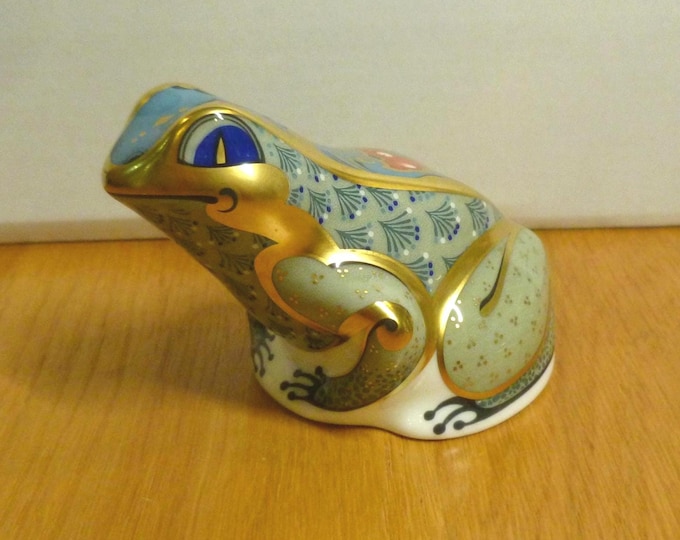 Royal Crown Derby Fountain Frog, vintage, gold stopper, hand painted, made in England, collectable