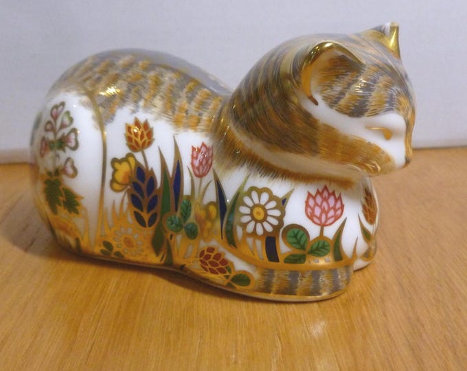 Cottage Garden Cat, Royal Crown Derby, vintage, gold stopper, collectable