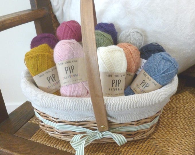 Baa Ram Ewe Pip Colourwork, 25g, 4ply, fine, pure wool, 116 m, 126 yds, soft