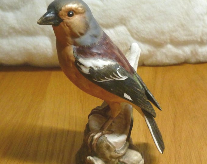 Goebel Eurasian Chaffinch, vintage, W. Germany, 13 cm, collectable