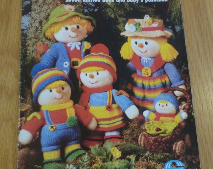 Jean Greenhowe's Scarecrow Family, charming vintage knitting patterns, 1980's, 7 dolls and baby pushchair, 190