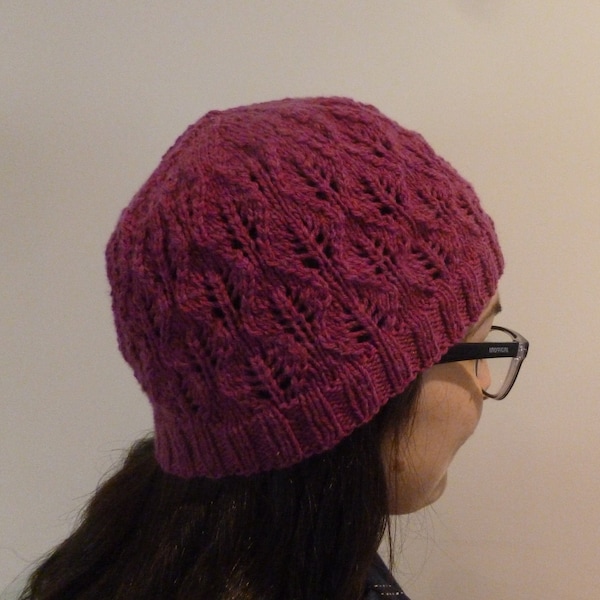 The Birnam Beanie, Mütze Strickanleitung, PDF, digitaler Download, DK, Blattmuster, designed in Scotland, Di Gilpin Lalland DK,